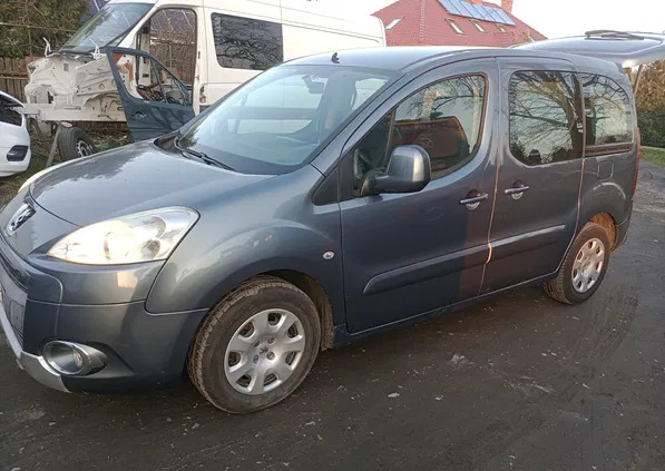 Peugeot Partner cena 17400 przebieg: 272000, rok produkcji 2012 z Oborniki małe 79